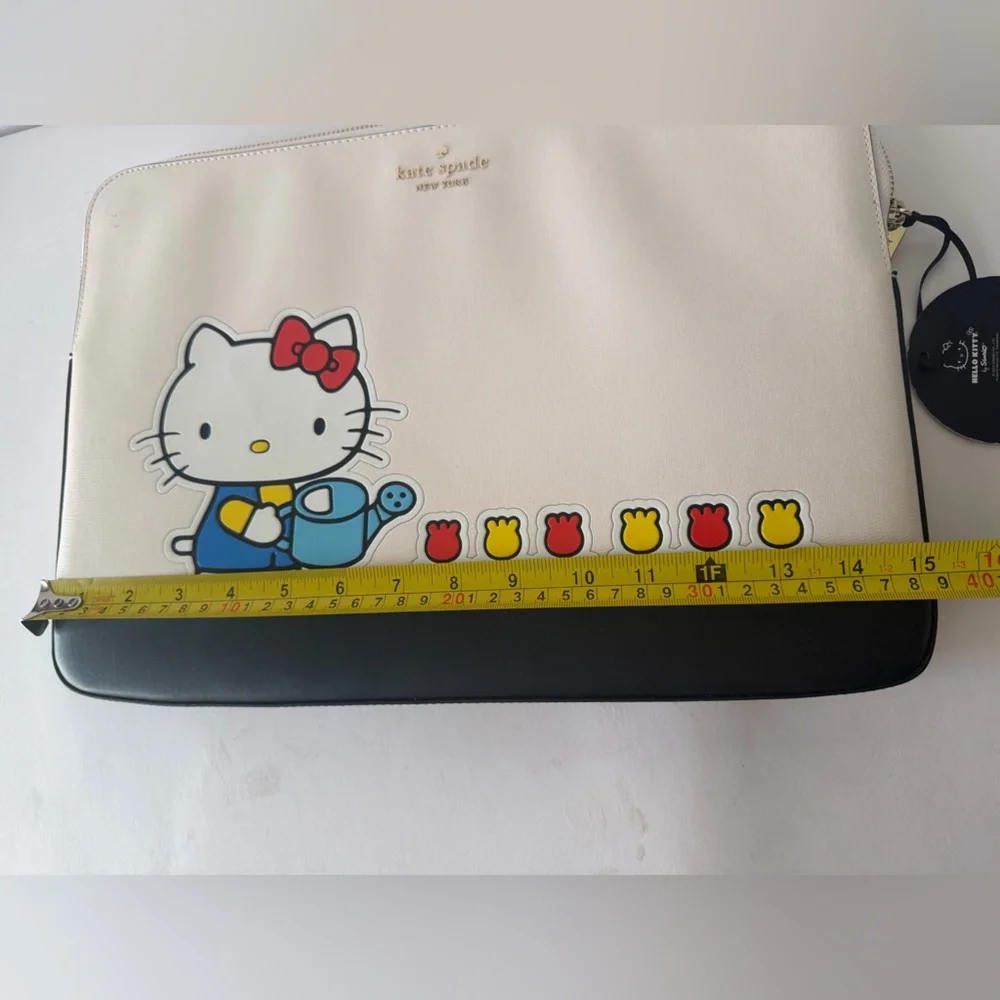 Kate Spade‎ Hello Kitty Laptop Sleeve